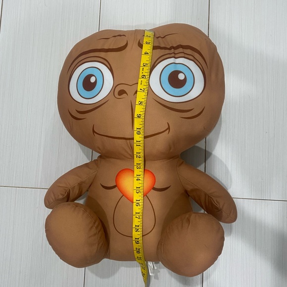 Jumbo 21” ET E.T. Plush The Extra Terrestrial Animal Character Plush - Picture 2 of 8